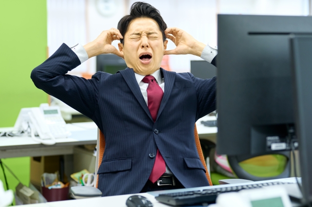 体制変換失敗 困るビジネスマン